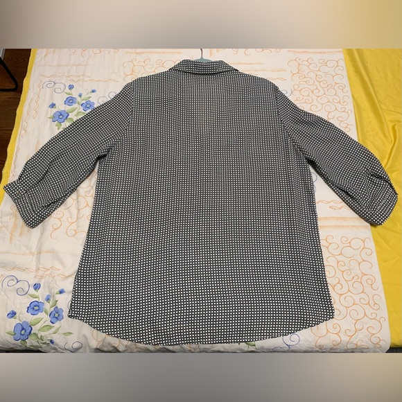 Black and white checkered pattern long sleeve blouse - Picture 13 of 15